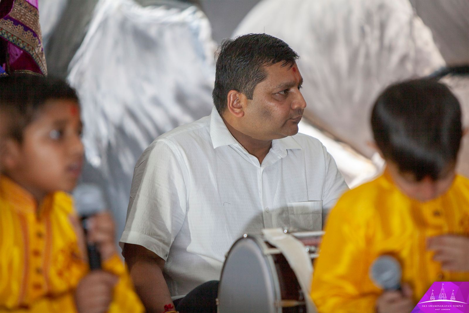 ©1987-2017 SKS Swaminarayan Temple East London